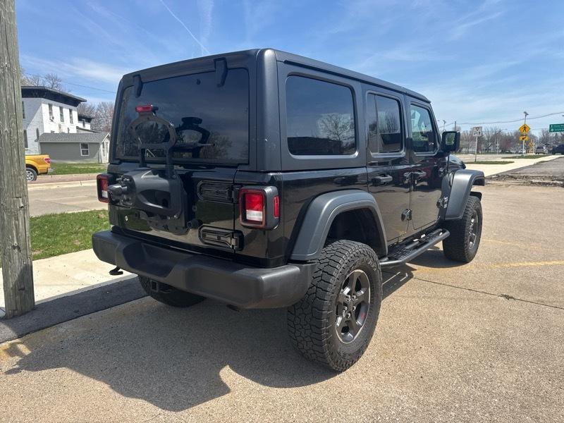Jeep Wrangler Unlimited Sport 2018