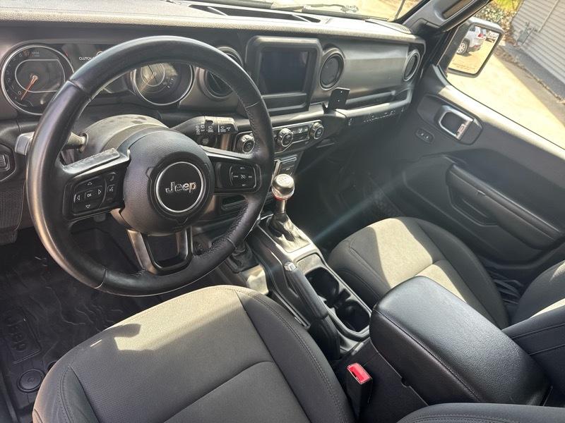 Jeep Wrangler Unlimited Sport 2018