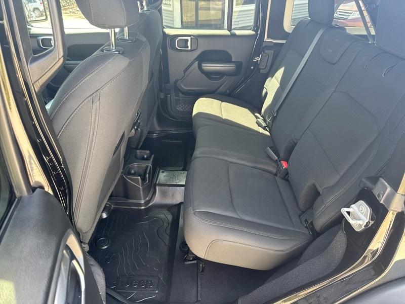 Jeep Wrangler Unlimited Sport 2018