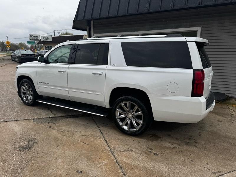 Chevrolet Suburban LTZ 4WD 2016