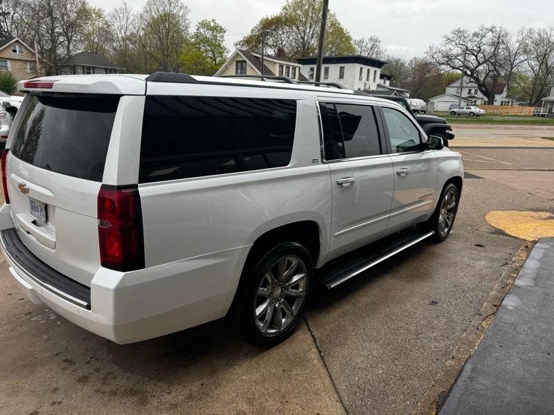 Chevrolet Suburban LTZ 4WD 2016