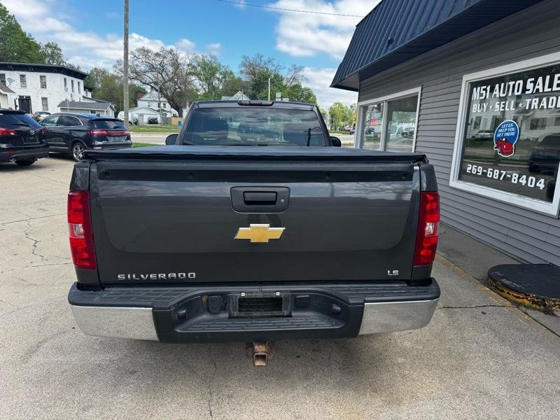 Chevrolet Silverado 1500 Work Truck 2WD 2011