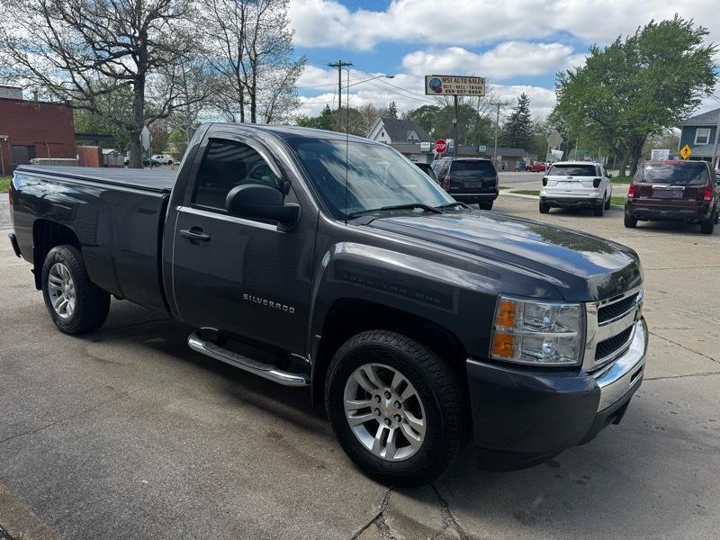 Chevrolet Silverado 1500 Work Truck 2WD 2011