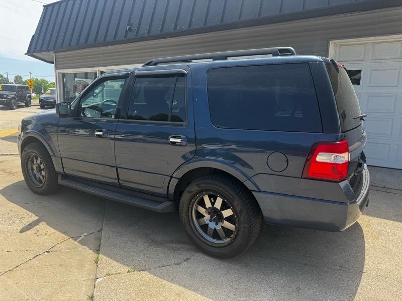 Ford Expedition XLT 4WD 2015