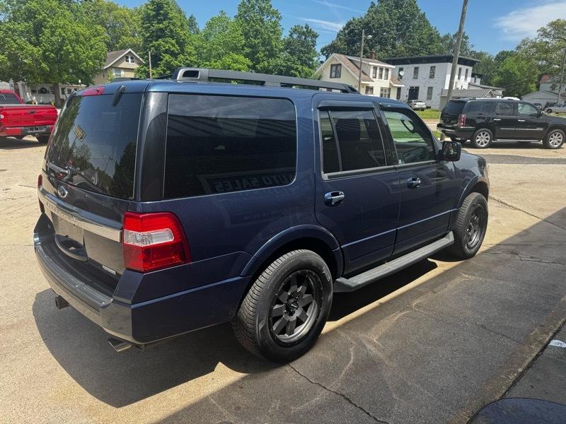 Ford Expedition XLT 4WD 2015