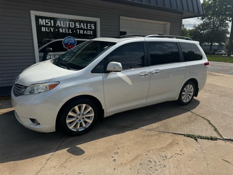 2013 Toyota Sienna Limited AWD 7-Passenger V6