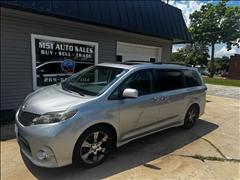 2013 Toyota Sienna 