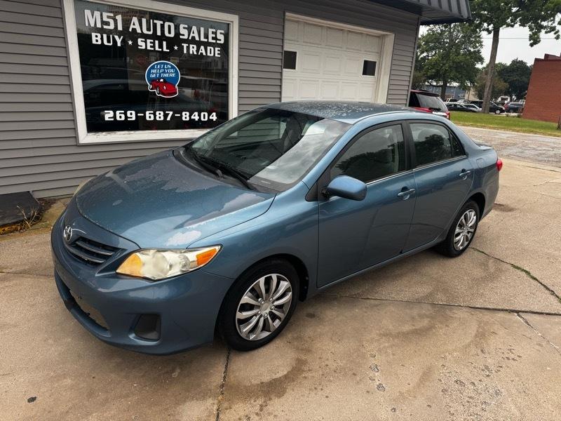 Toyota Corolla LE 2013