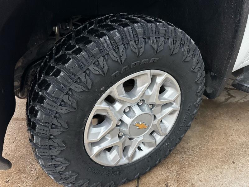 Chevrolet Silverado 2500HD LT Crew Cab Short Box 4WD 2024