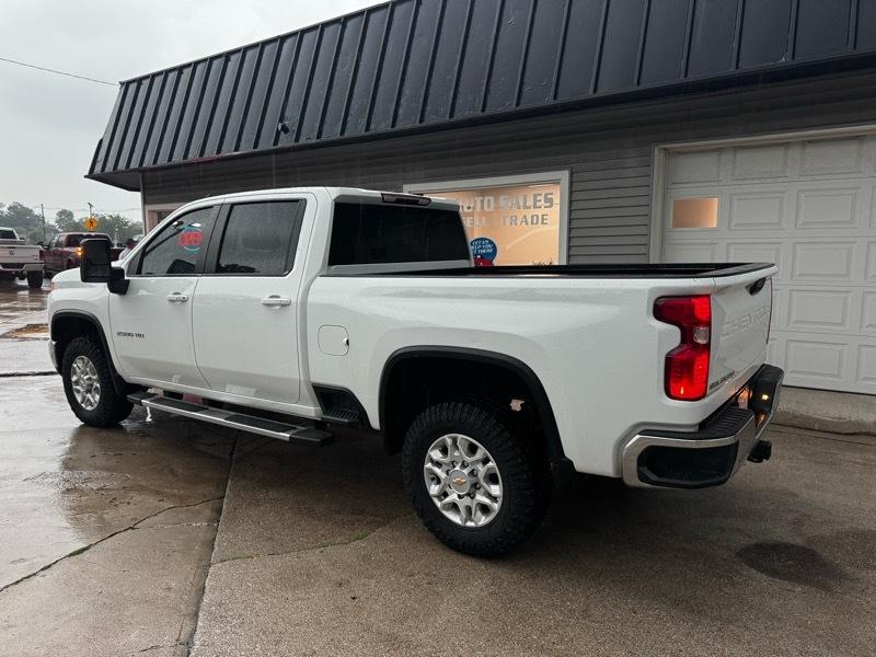 Chevrolet Silverado 2500HD LT Crew Cab Short Box 4WD 2024