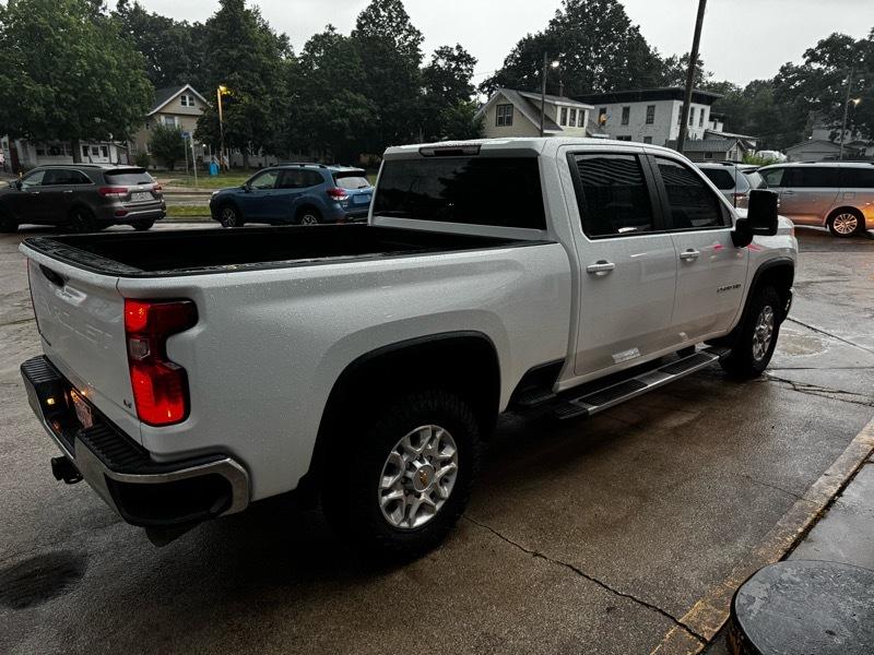 Chevrolet Silverado 2500HD LT Crew Cab Short Box 4WD 2024