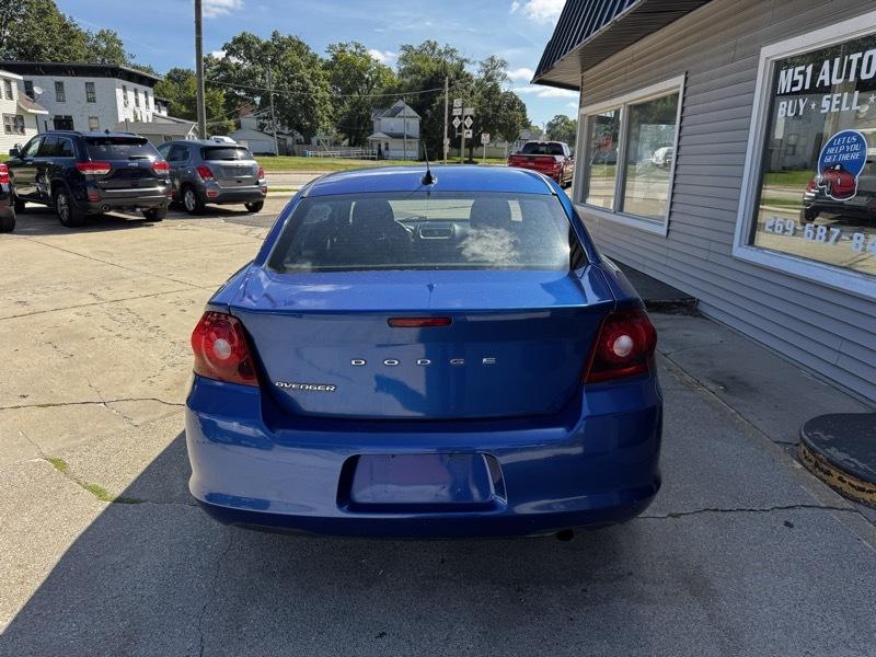 Dodge Avenger Base 2013
