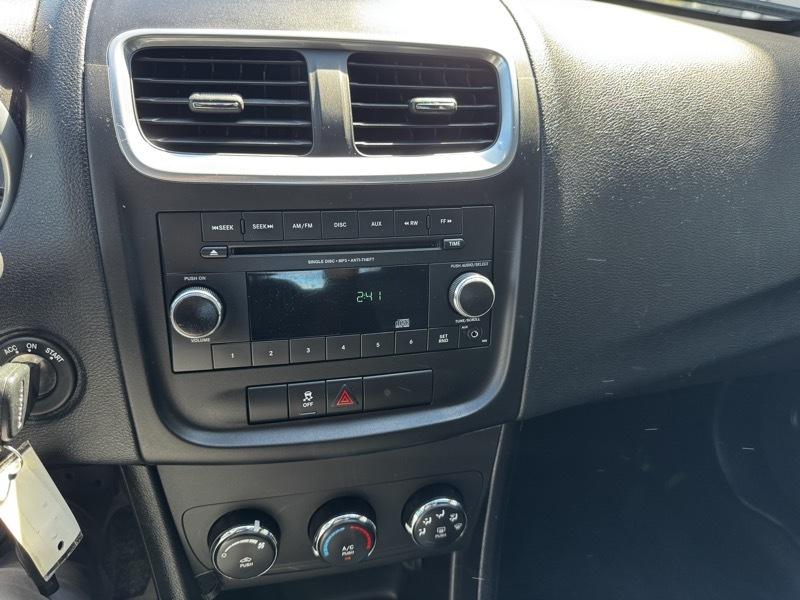 Dodge Avenger Base 2013