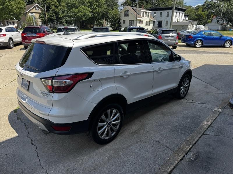 Ford Escape Titanium 4WD 2018