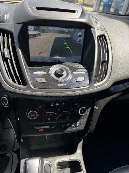 Ford Escape Titanium 4WD 2018