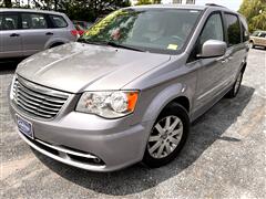 2016 Chrysler Town & Country 