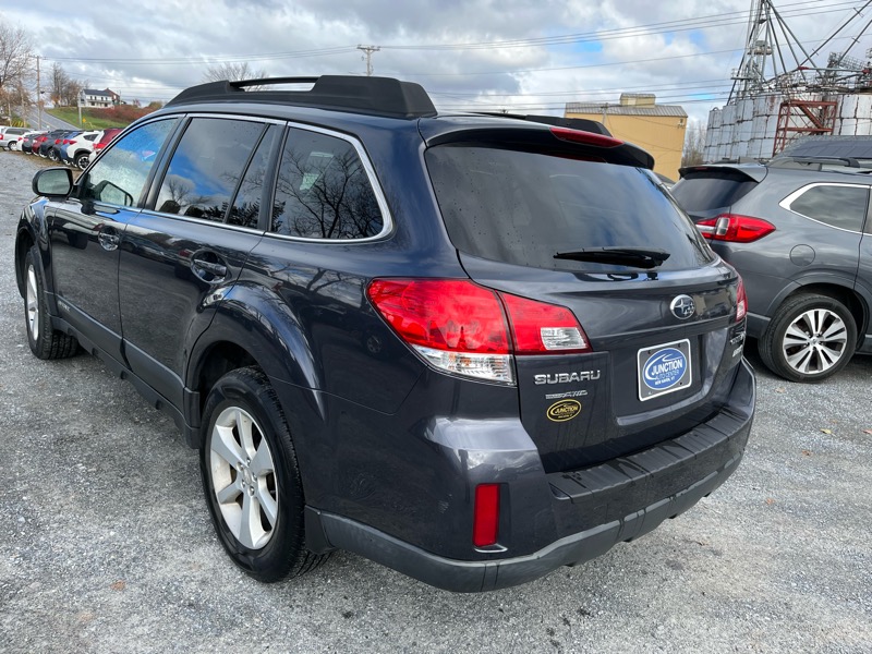 Subaru Outback 2.5i Premium 2013 Subaru Outback 2.5i Premium 2013