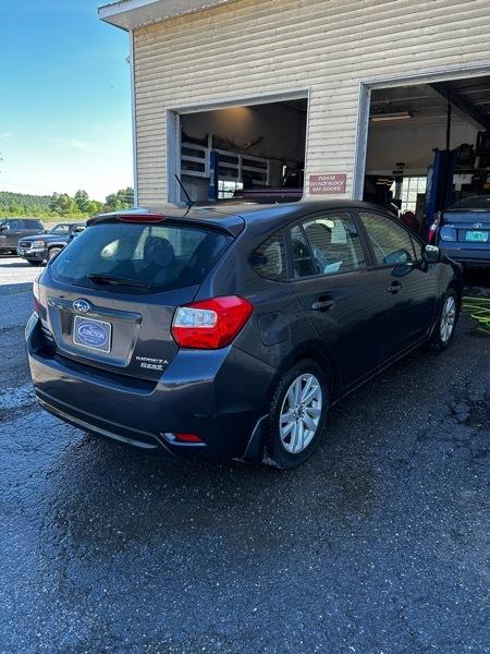 Subaru Impreza 2.0i Premium PZEV 5-Door 2015