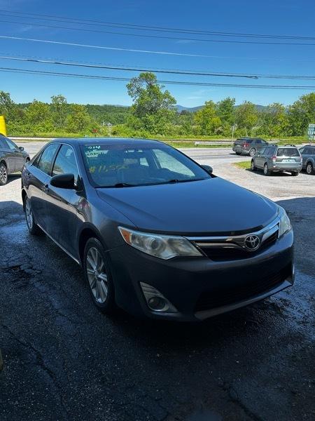 Honda Civic LX Sedan 5-Speed AT 2011