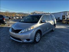 2014 Toyota Sienna 