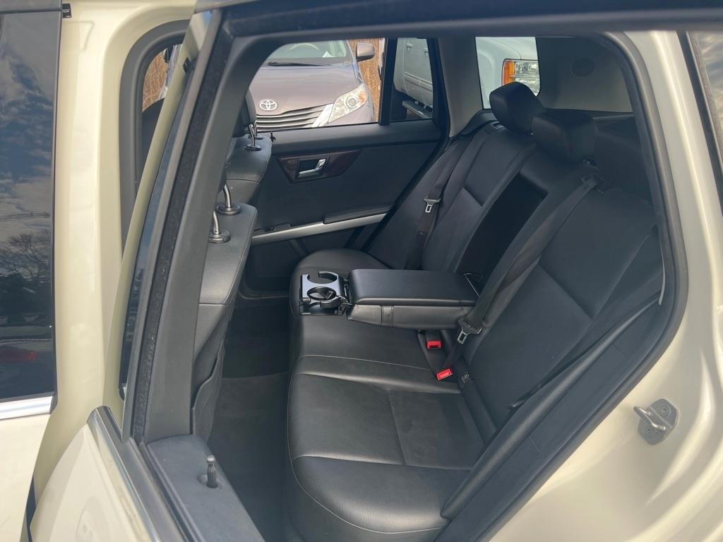 Mercedes-Benz GLK-Class  2011