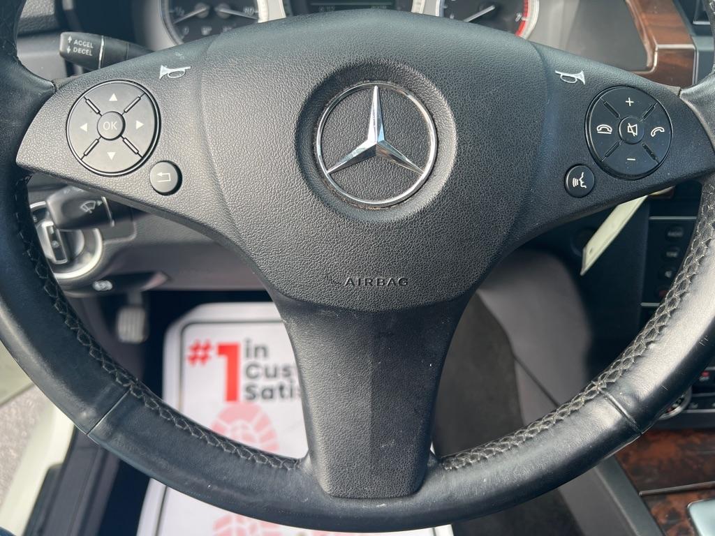 Mercedes-Benz GLK-Class  2011