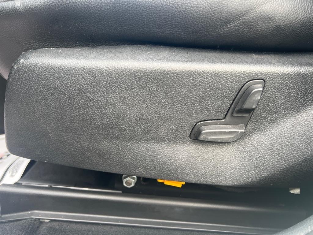 Mercedes-Benz GLK-Class  2011