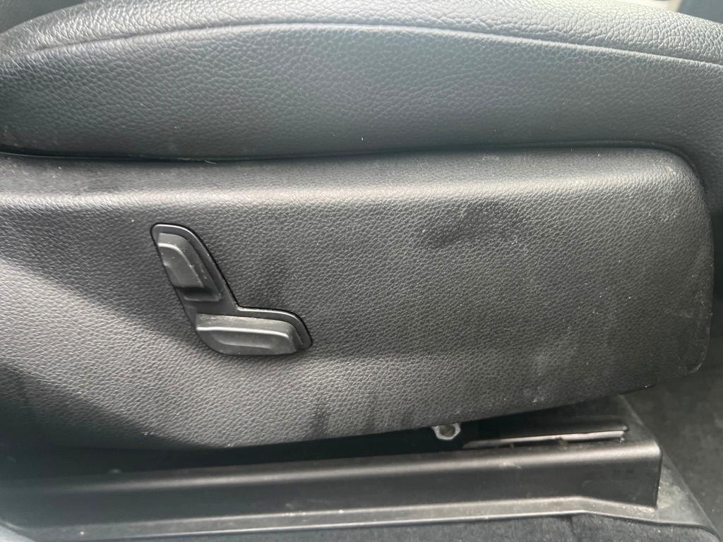 Mercedes-Benz GLK-Class  2011