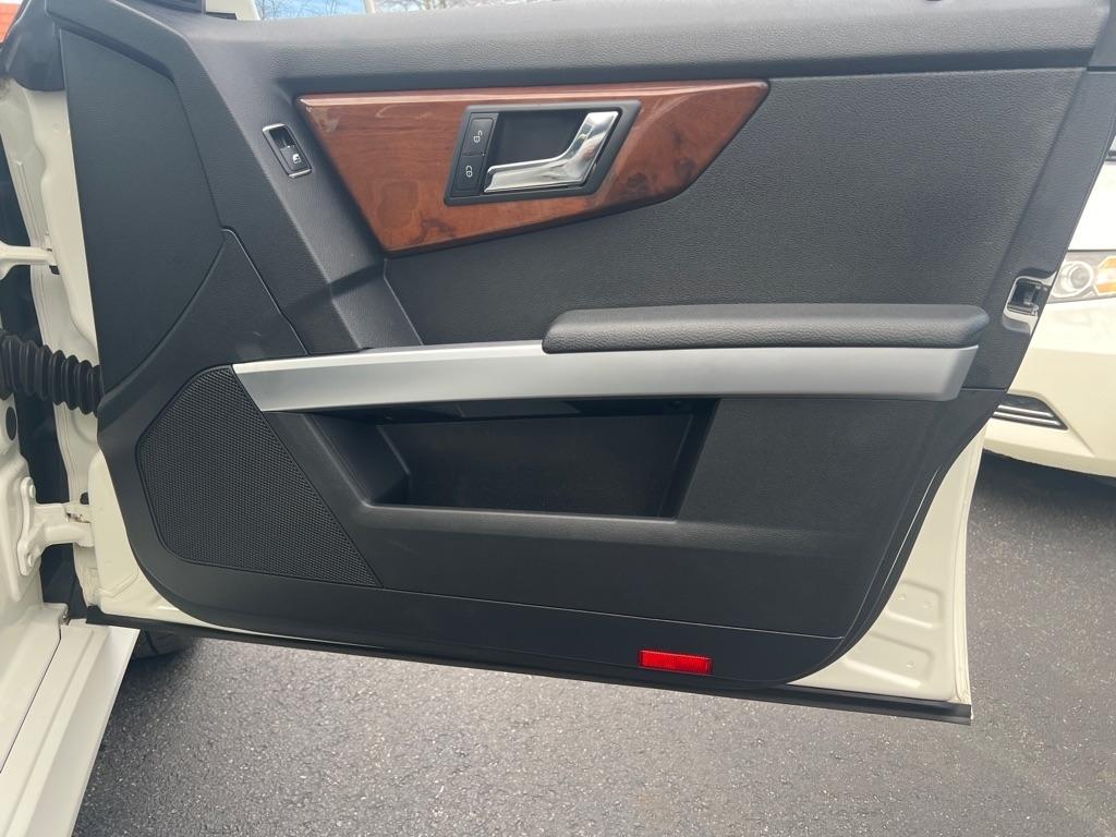 Mercedes-Benz GLK-Class  2011