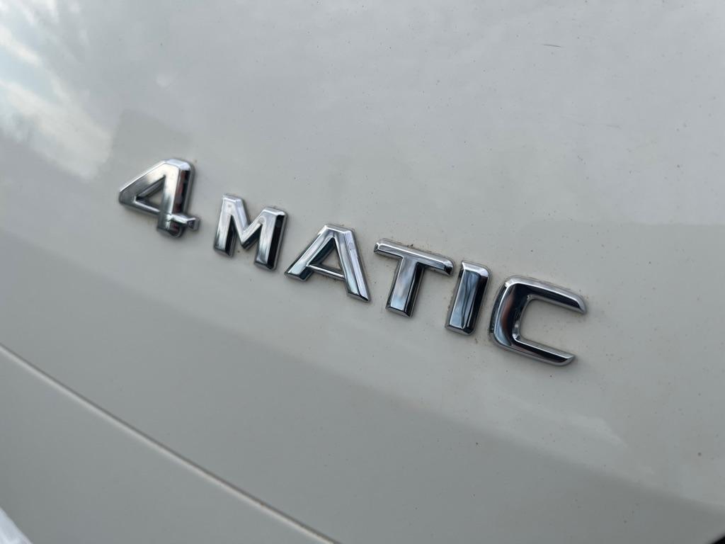 Mercedes-Benz GLK-Class  2011