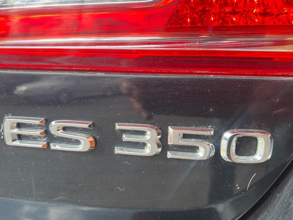 Lexus ES 350  2012