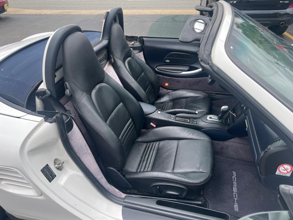 Porsche Boxster  2004