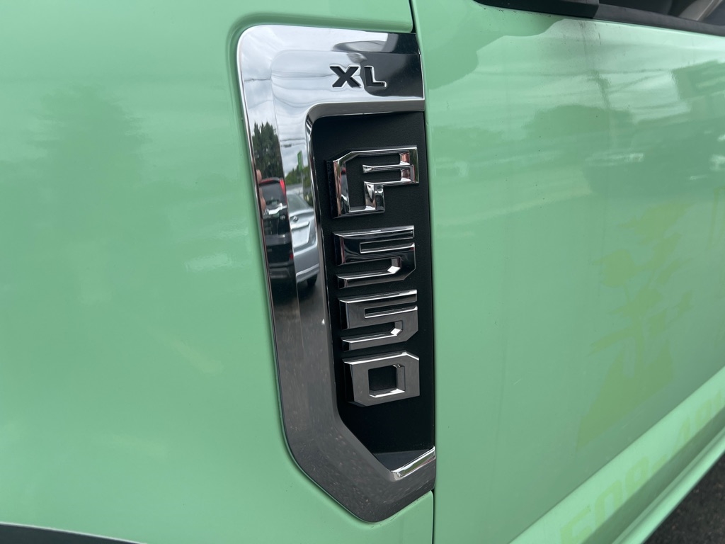 Ford Super Duty F-550 DRW  2018