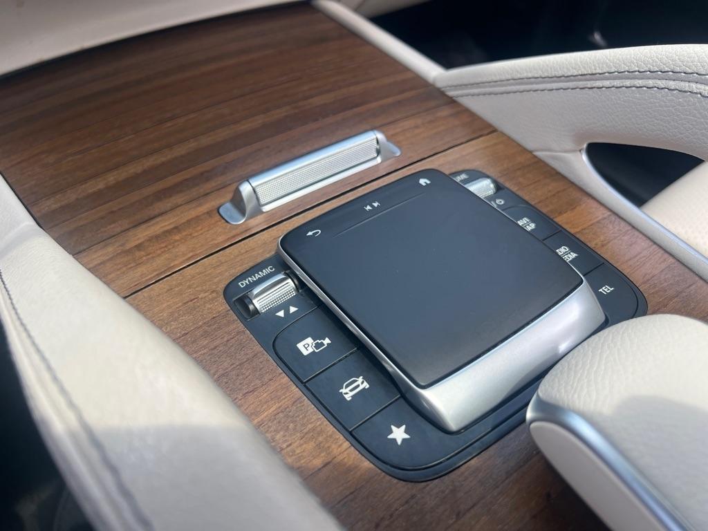 Mercedes-Benz GLE  2023