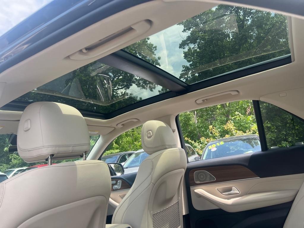 Mercedes-Benz GLE  2023