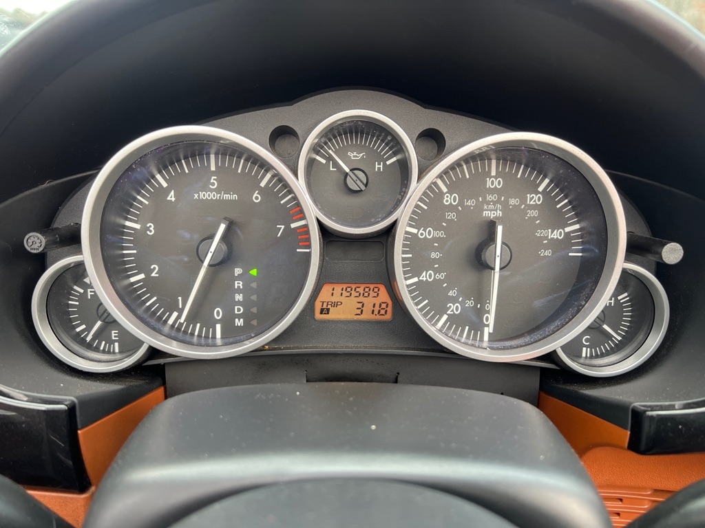 Mazda MX-5 Miata  2006