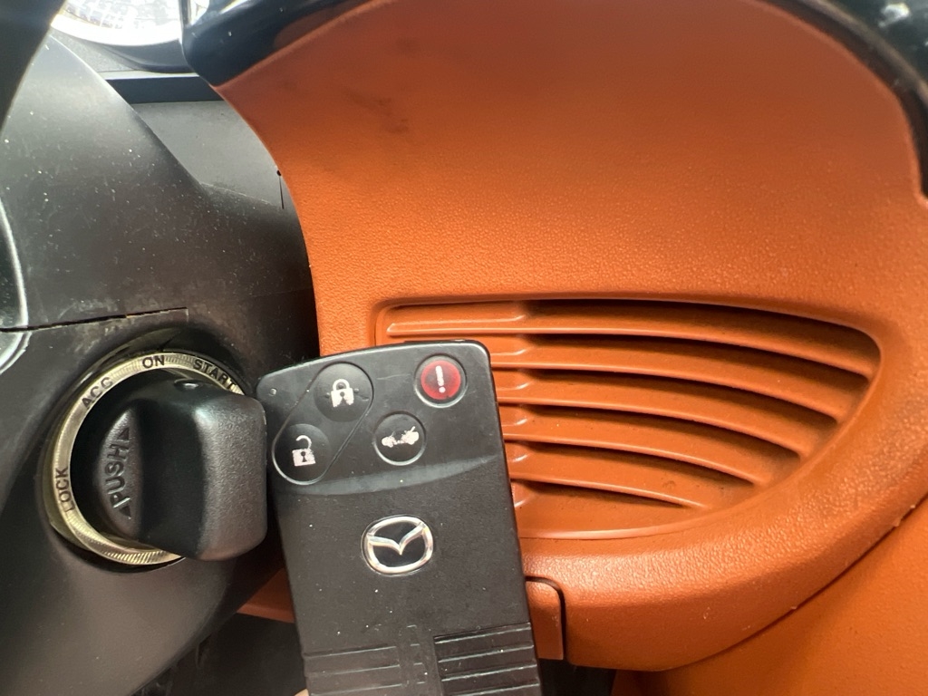 Mazda MX-5 Miata  2006