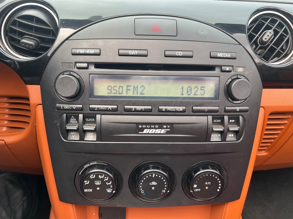 Mazda MX-5 Miata  2006