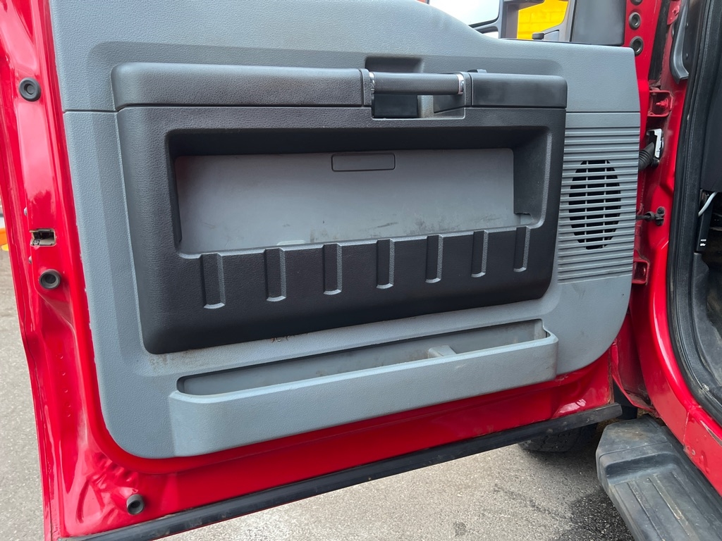 Ford Super Duty F-550 DRW  2015