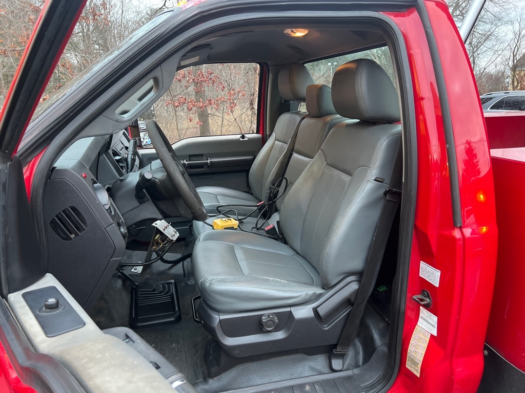 Ford Super Duty F-550 DRW  2015