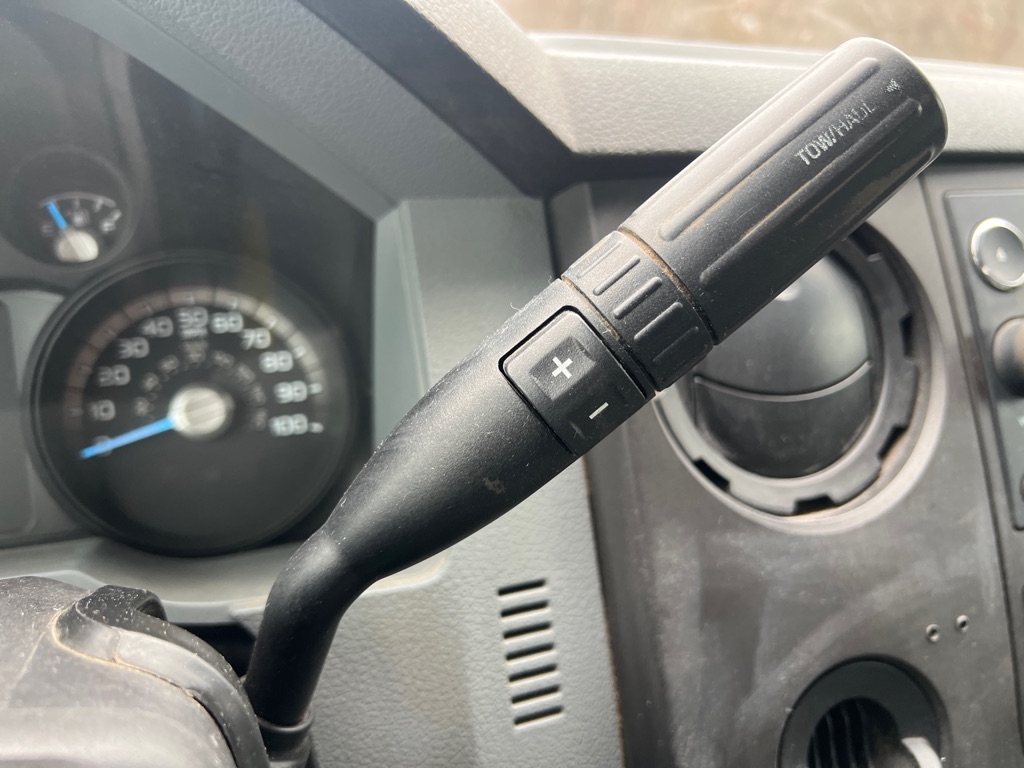 Ford Super Duty F-550 DRW  2015