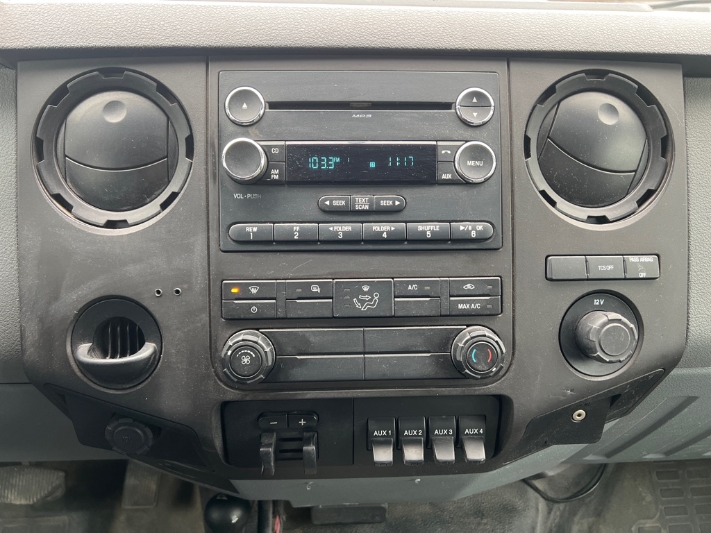 Ford Super Duty F-550 DRW  2015