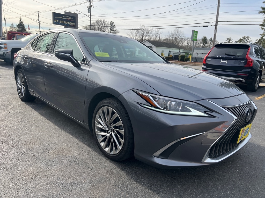 Lexus ES  2019