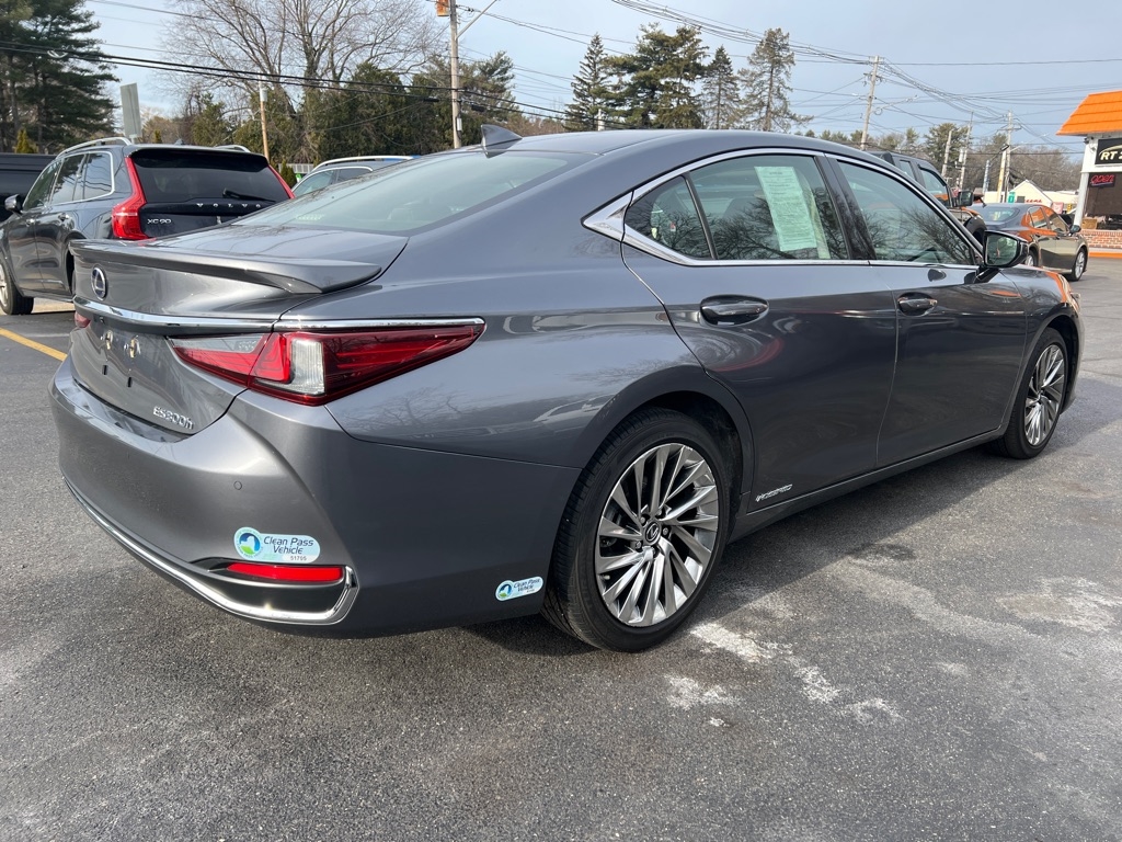 Lexus ES  2019