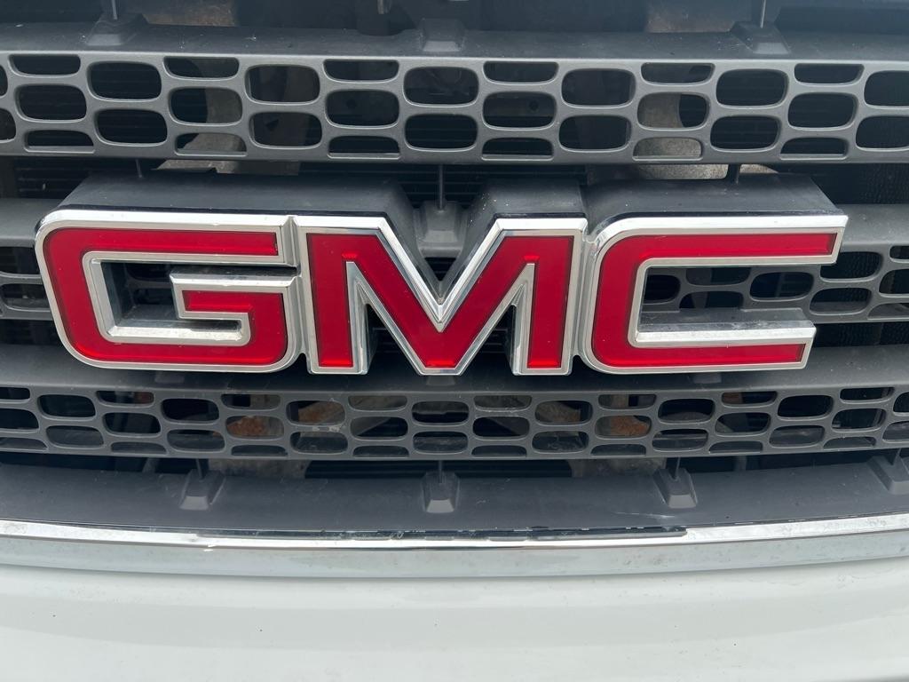 GMC Sierra 2500HD  2013