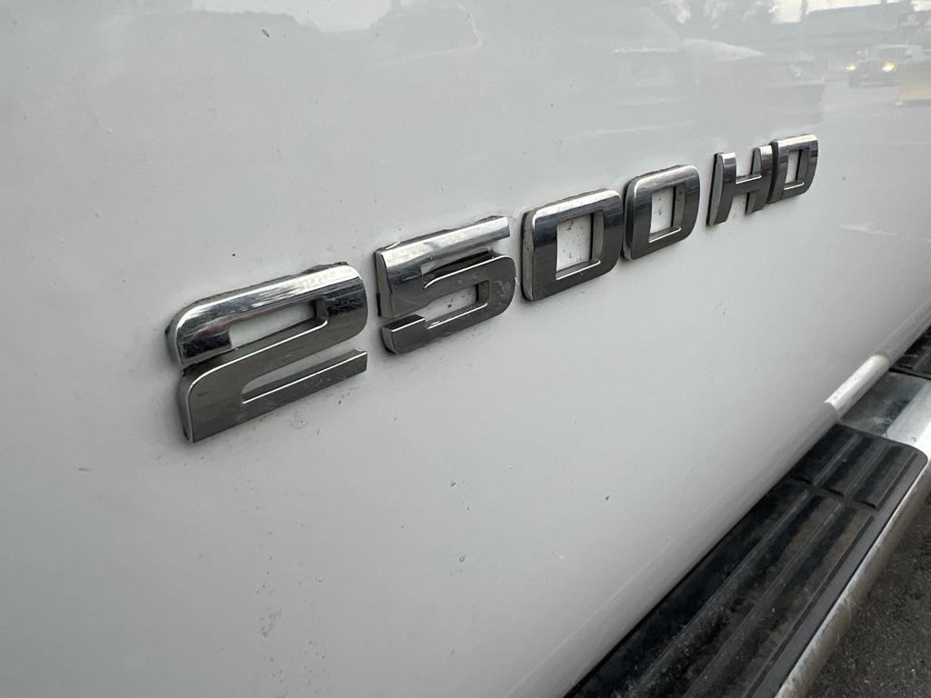 GMC Sierra 2500HD  2013