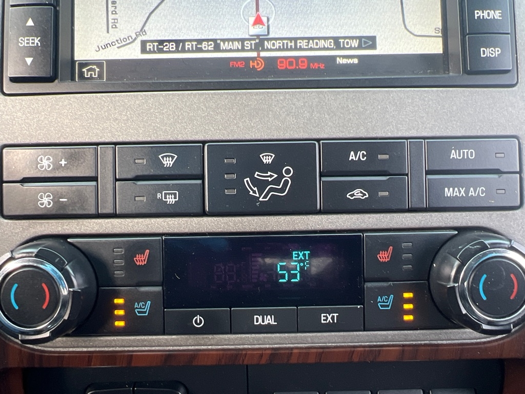 Ford Super Duty F-250 SRW  2012