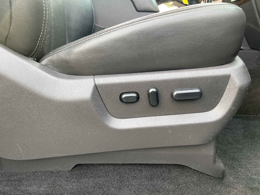 Ford Super Duty F-250 SRW  2012