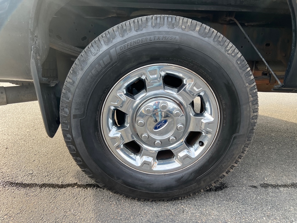 Ford Super Duty F-250 SRW  2012