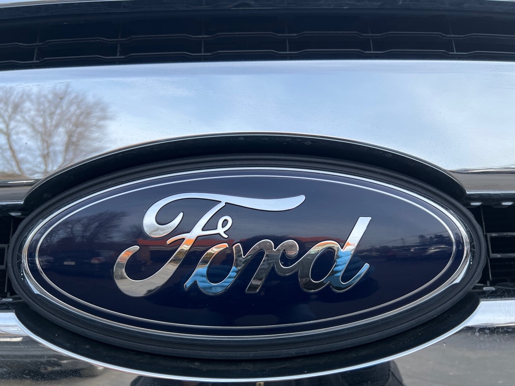 Ford Super Duty F-250 SRW  2012